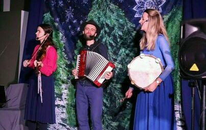 Zdjęcie do CHOINKA I JEJ WIGILIJNE KREACJE