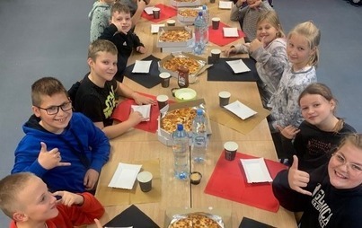 Zdjęcie do DZIEŃ CHŁOPAKA W KLASIE 4C