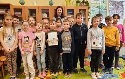 Zdjęcie do CZWARTE SPOTKANIE Z KSIĄŻKĄ W KLASIE 1A &bdquo;POCZYTAJ MI, PROSZĘ&rdquo;