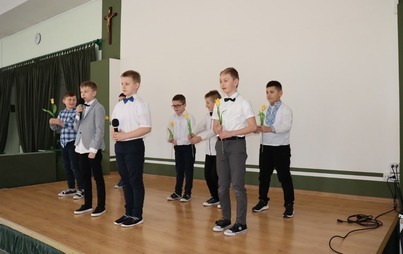 Zdjęcie do DZIEŃ KOBIET