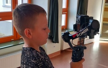 Zdjęcie do WARSZTATY Z OBSŁUGI DRON&Oacute;W I GIMBALI